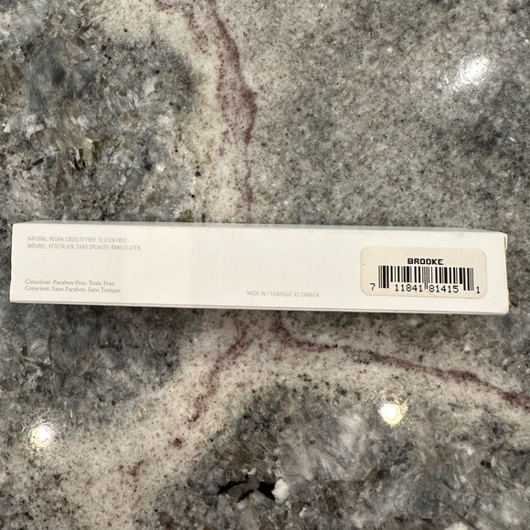 Evio Beauty Brooke Hydrating Lip Gloss - Picture 3 of 4